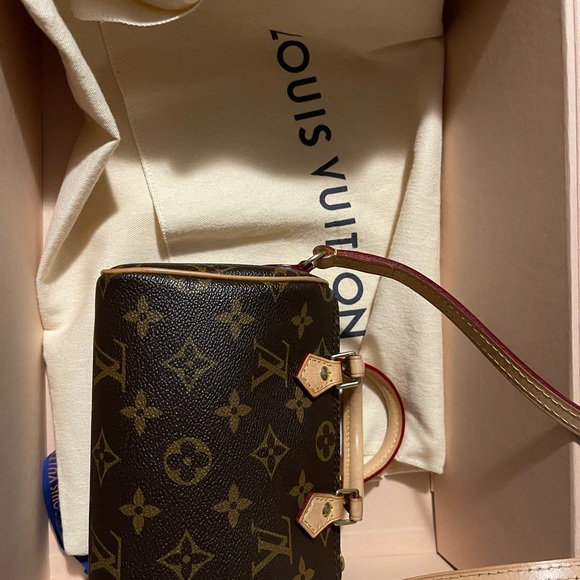 Louis Vuitton 2016 Monogram Nano Speedy - Authentic - Picture 4 of 11